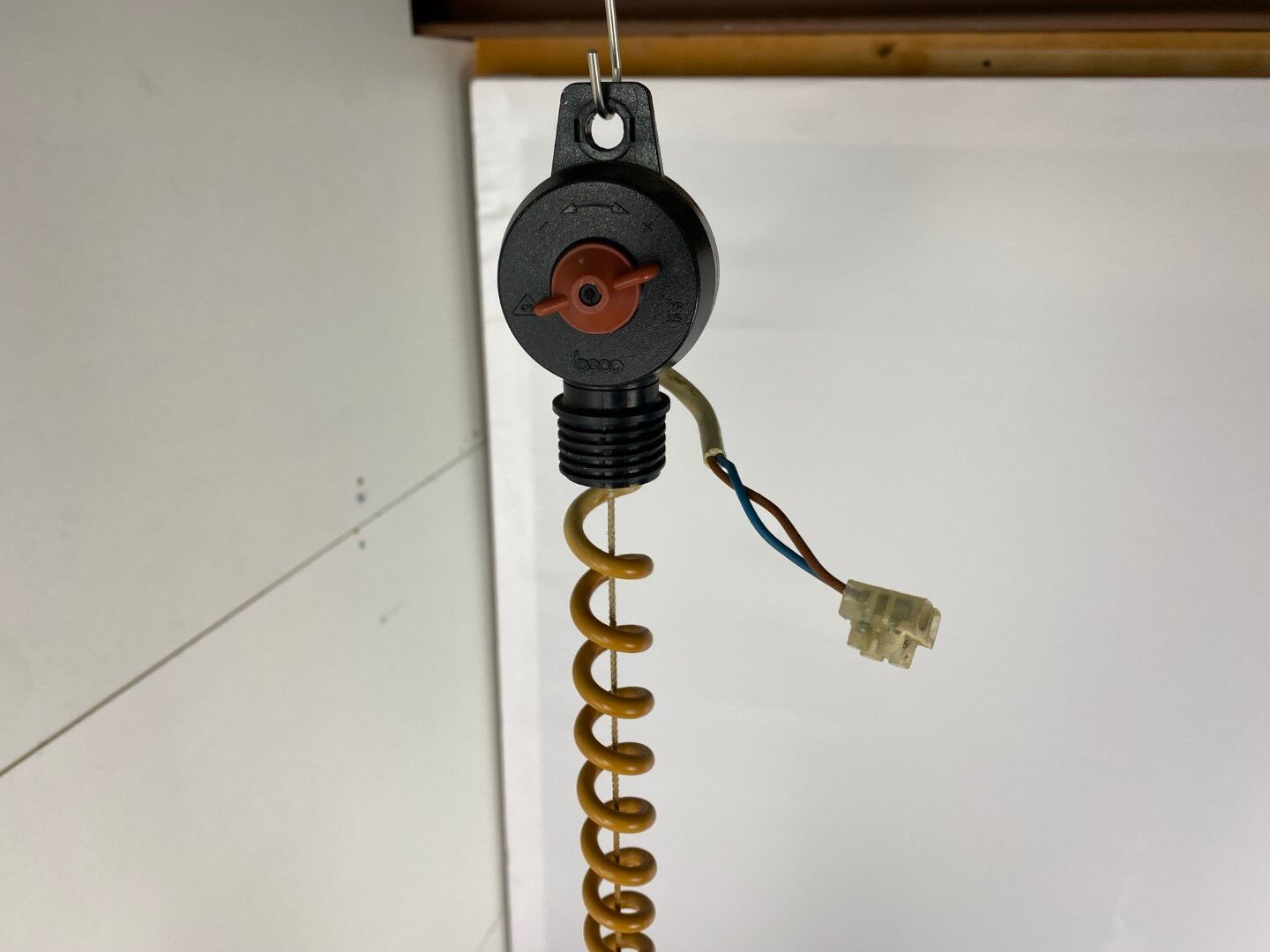 White vintage witchhat / witch hat hanging lamp adjustable