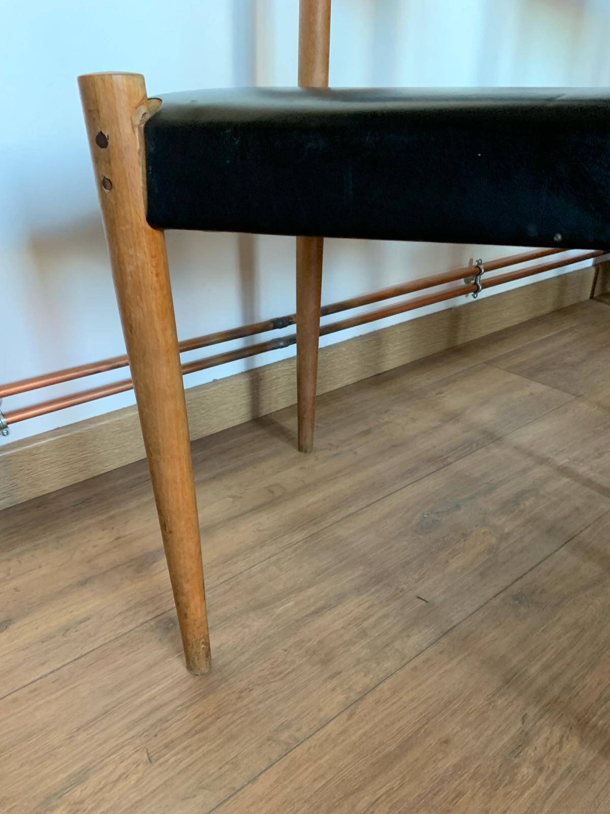 Set of 4 Scandinavian chairs