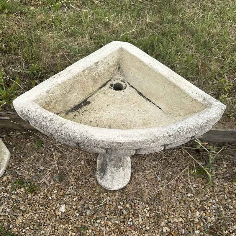 Shell planter 74x50x79cm