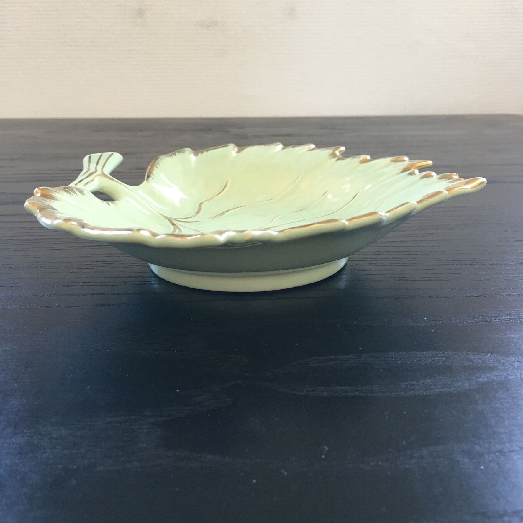 Vide poche feuille céladon et or