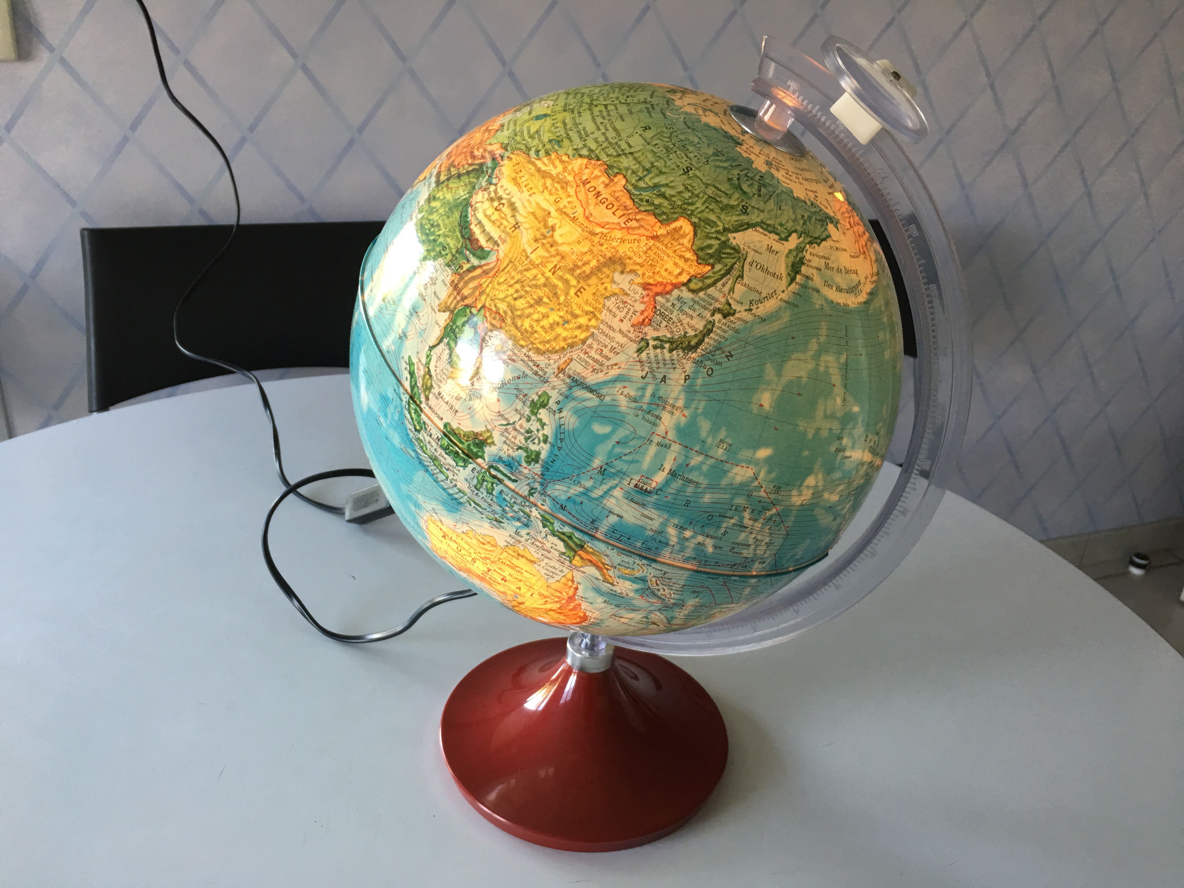 Mappemonde lumineuse années 70