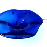 Organic-shaped intense blue Murano glass trinket bowl circa 1970