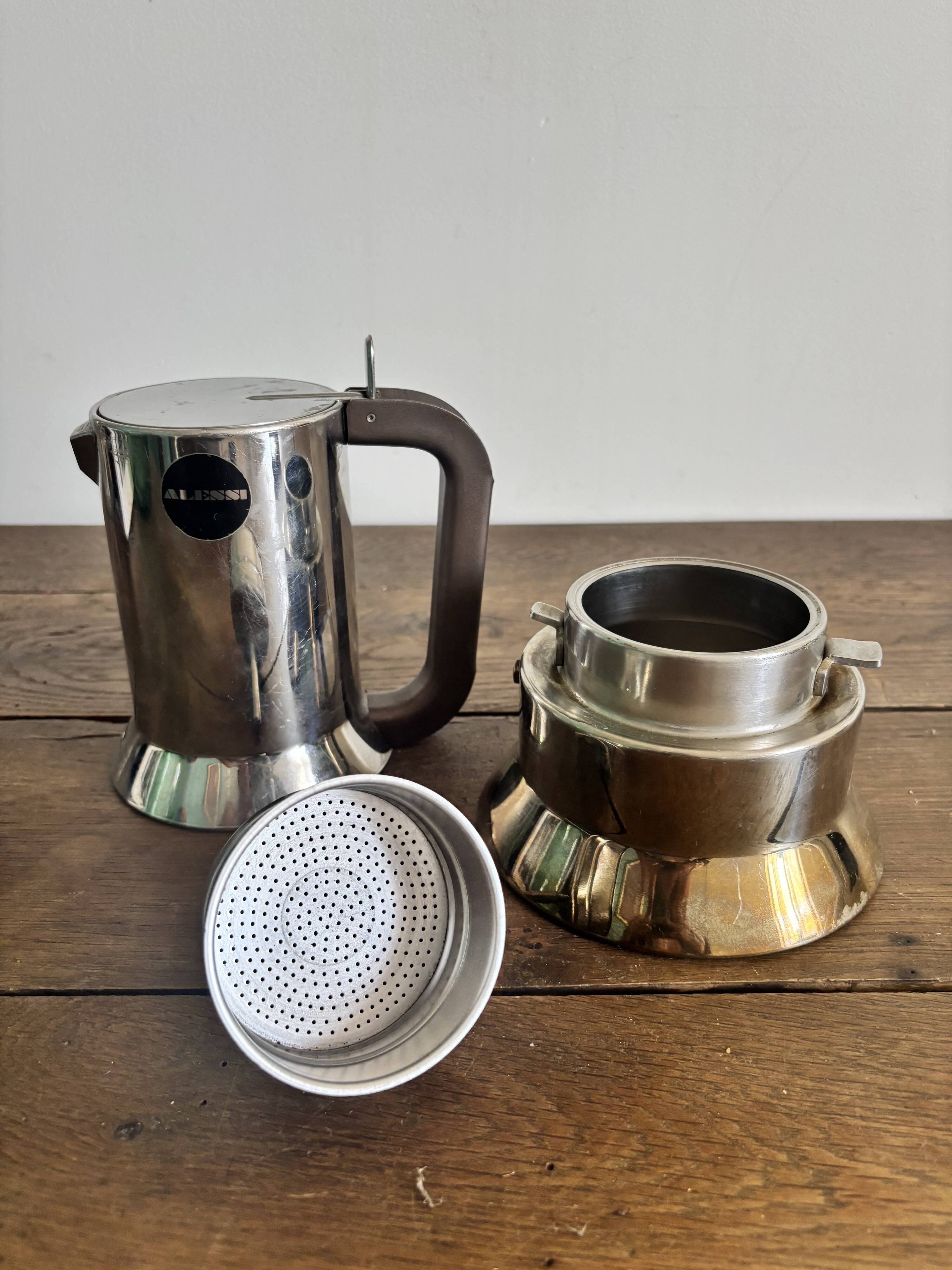 Alessi 9090 Italian coffee maker - Richard Sapper (6 cups) - Induction.
