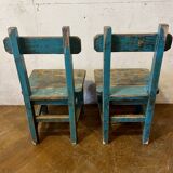 Ancienne paire de chaises d'école petit enfants