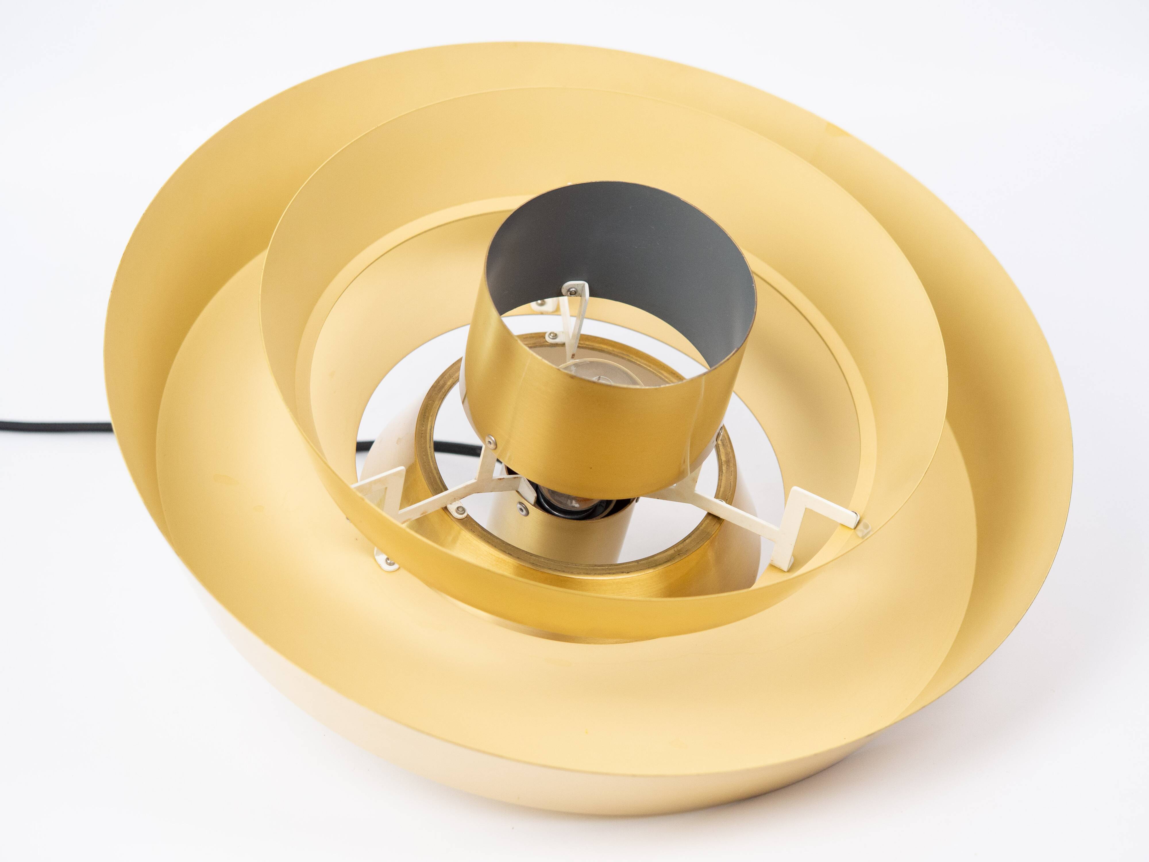 Suspension danoise Nova par Jo Hammerborg, Fog og Morup, 1963