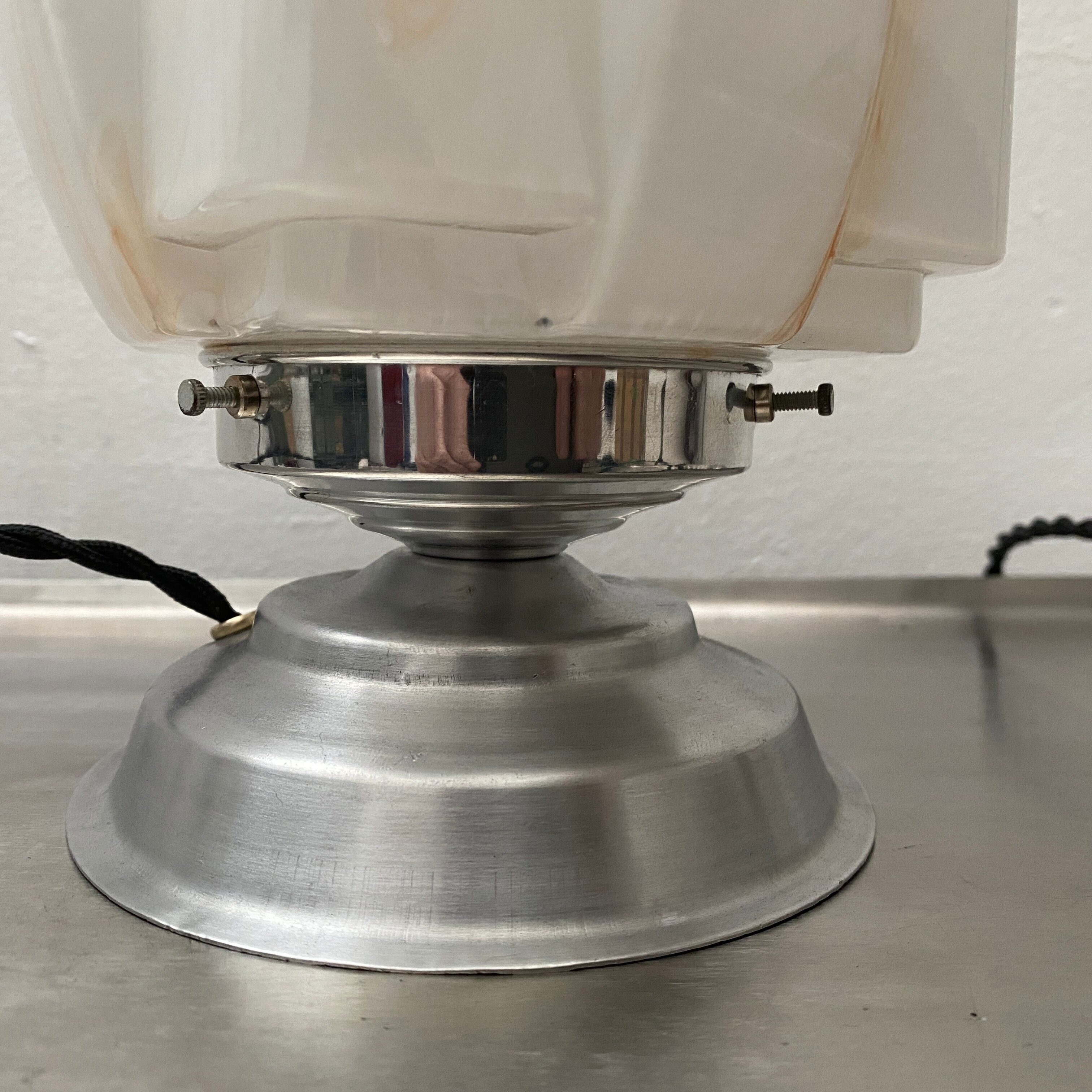 Skyscraper lamp Art deco