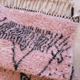 Modern Pink Rug - 185 x 135 cm