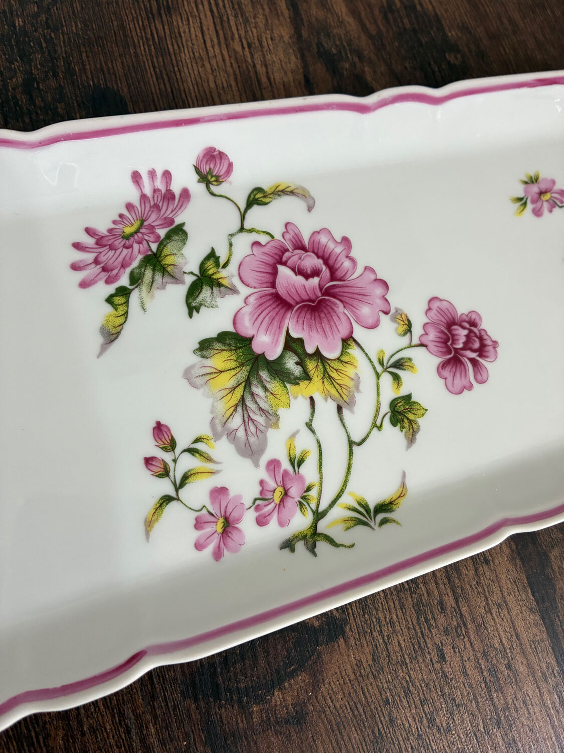 Cake tin