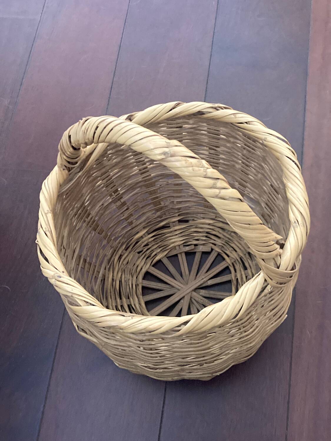 Wicker basket