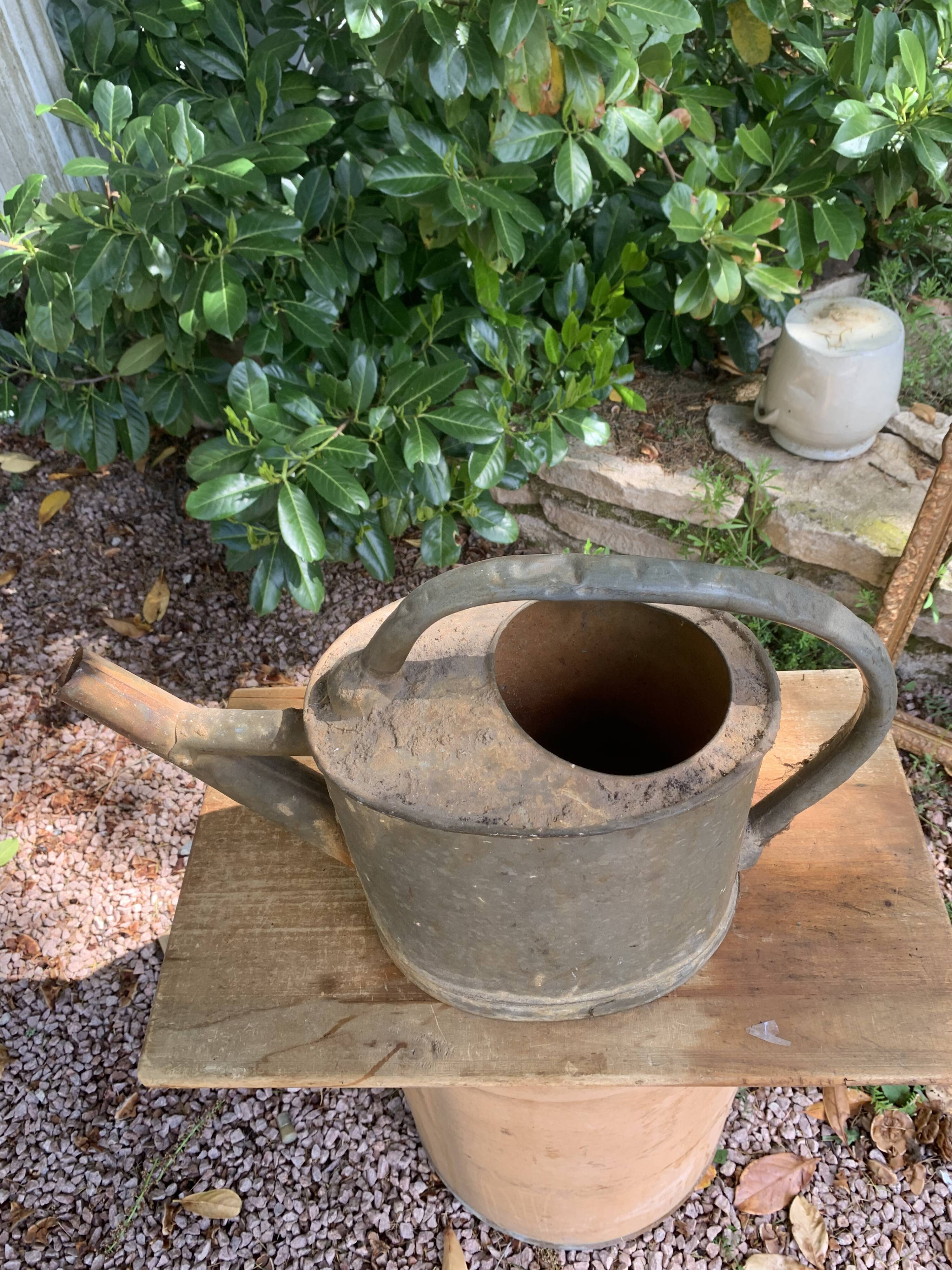 Zinc watering can