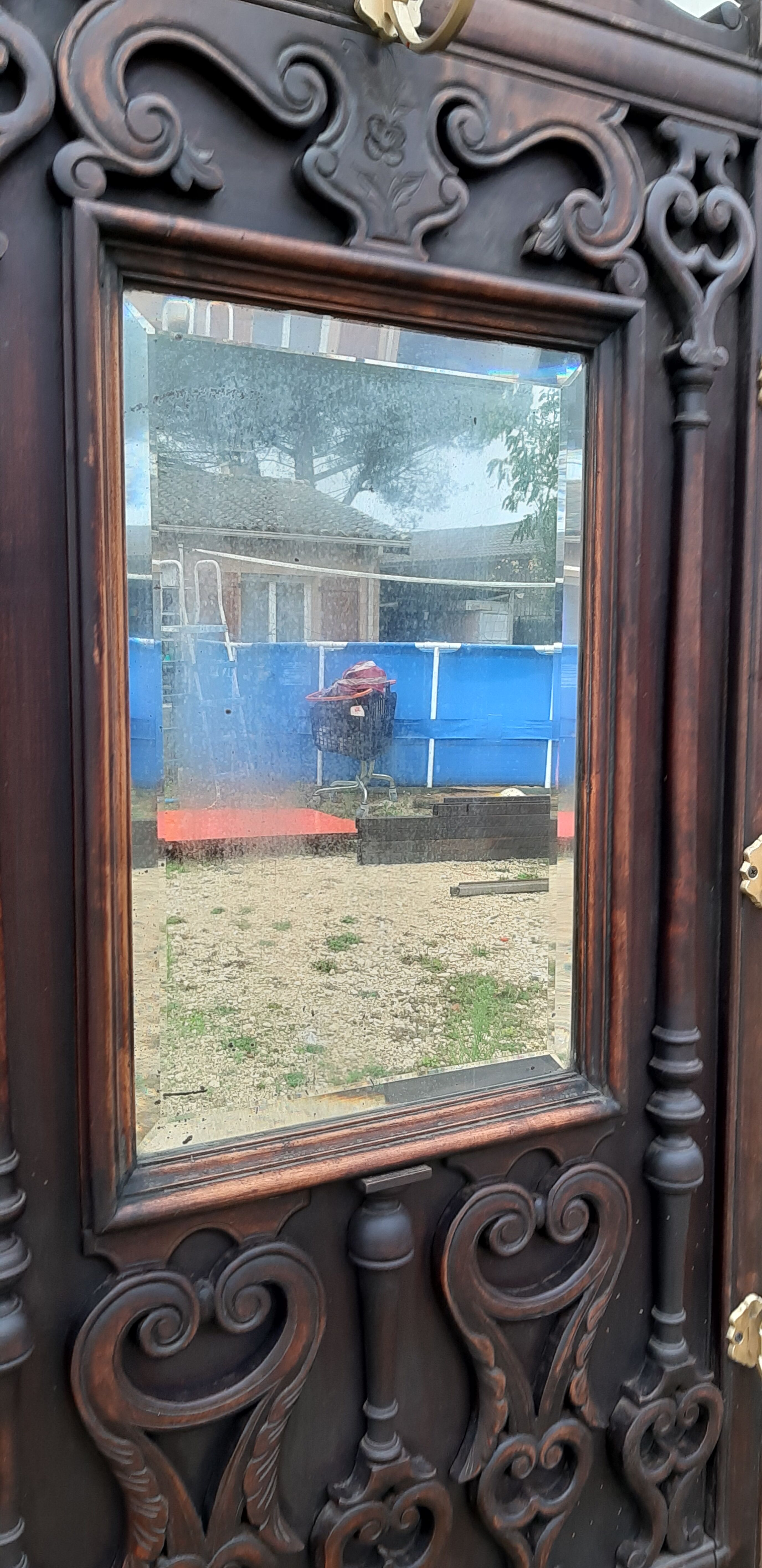 Coat rack in neo-gothic style