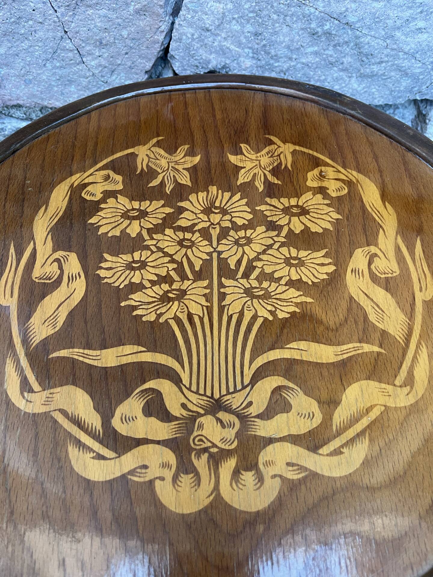 Tabouret haut de bar 1900 bois courbé« Marguerites »
