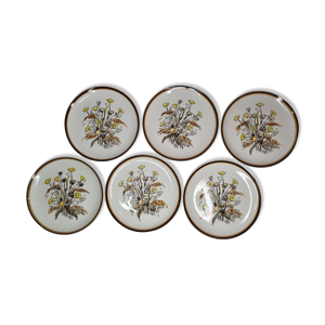 Six assiettes à dessert vintage