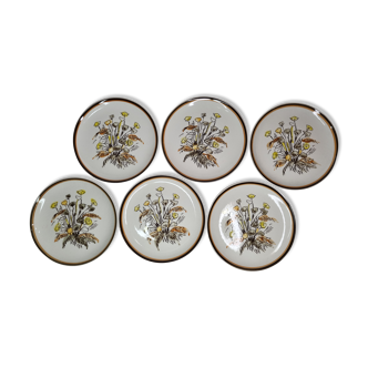 Six vintage dessert plates decorated with flowers from the Gien earthenware factory