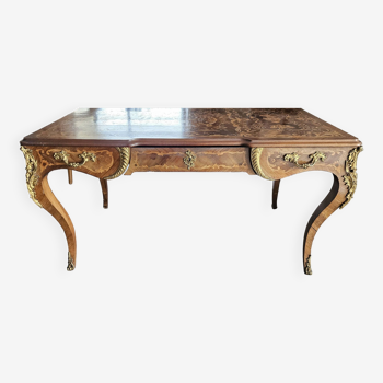 Table bureau style Louis XV en marqueterie, époque napoleon 1er