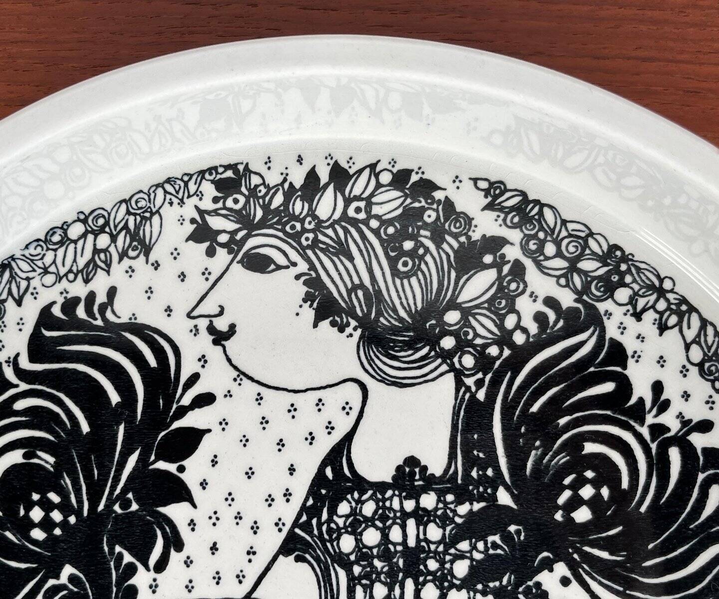 Danish Flora bowl mid-century by Bjørn Wiinblad for Nymolle, Denmark, 1960s.