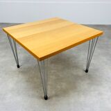 Table basse danoise pin age pieds eiffel bois