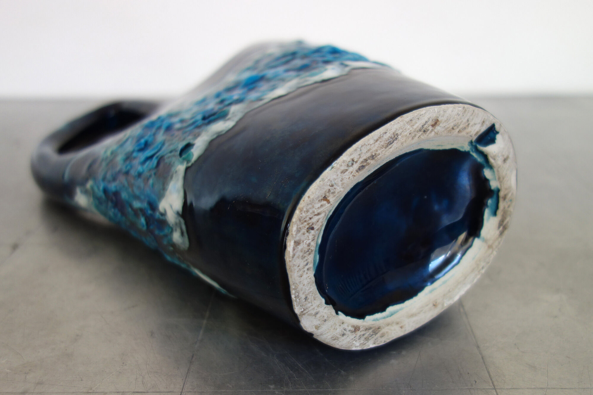 Blue vase fat lava Vallauris sea foam décor 70s