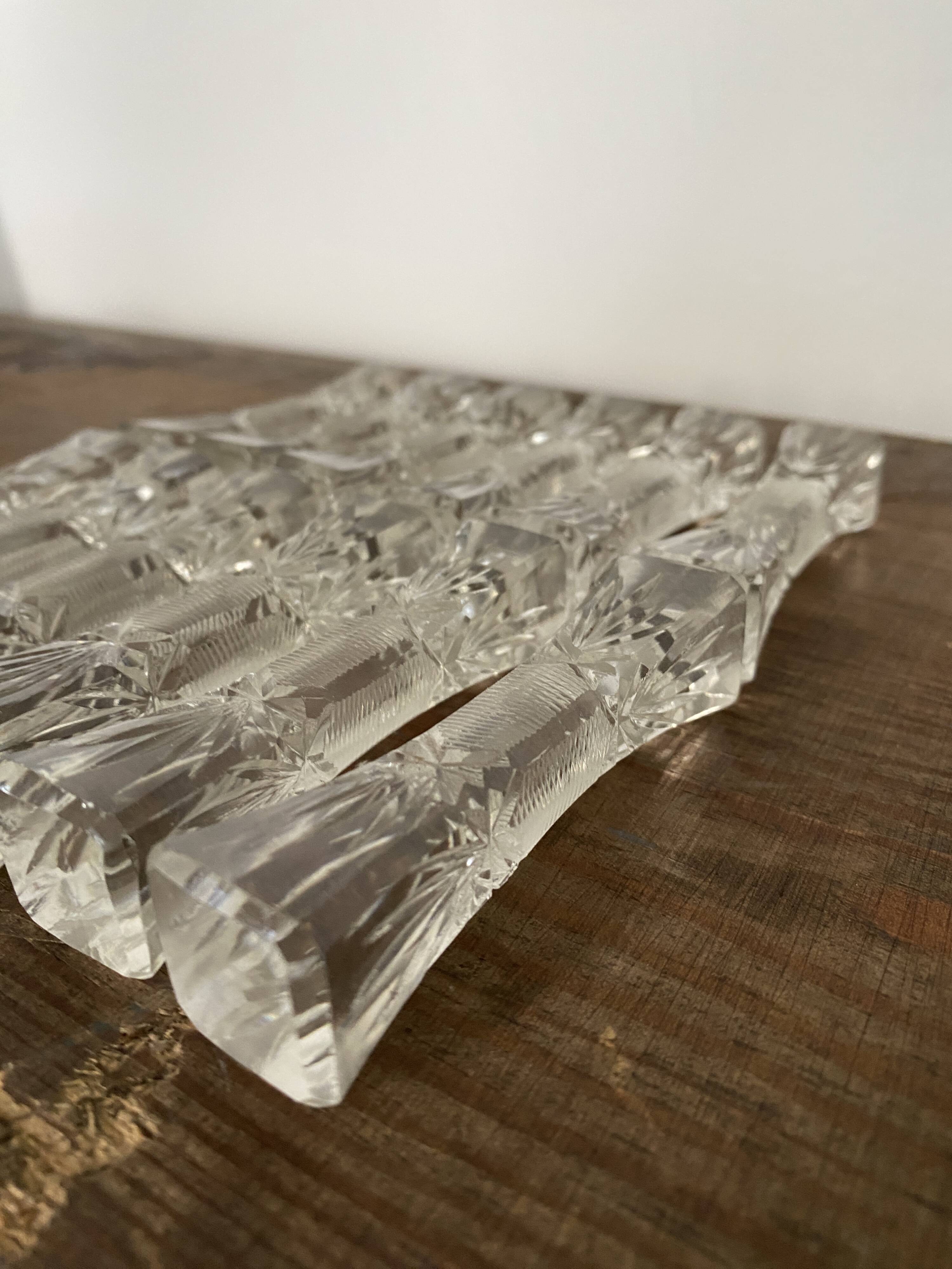 12 vintage knife holders in cut crystal, "candy", "butterfly" shape