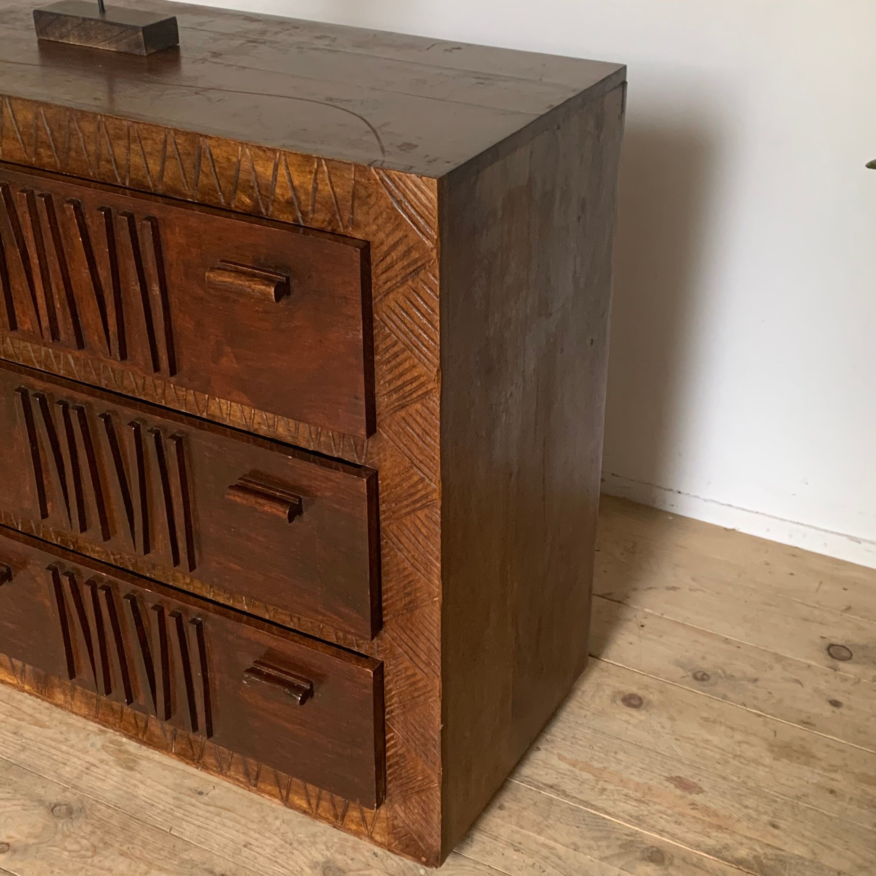 Commode bohème vintage en bois