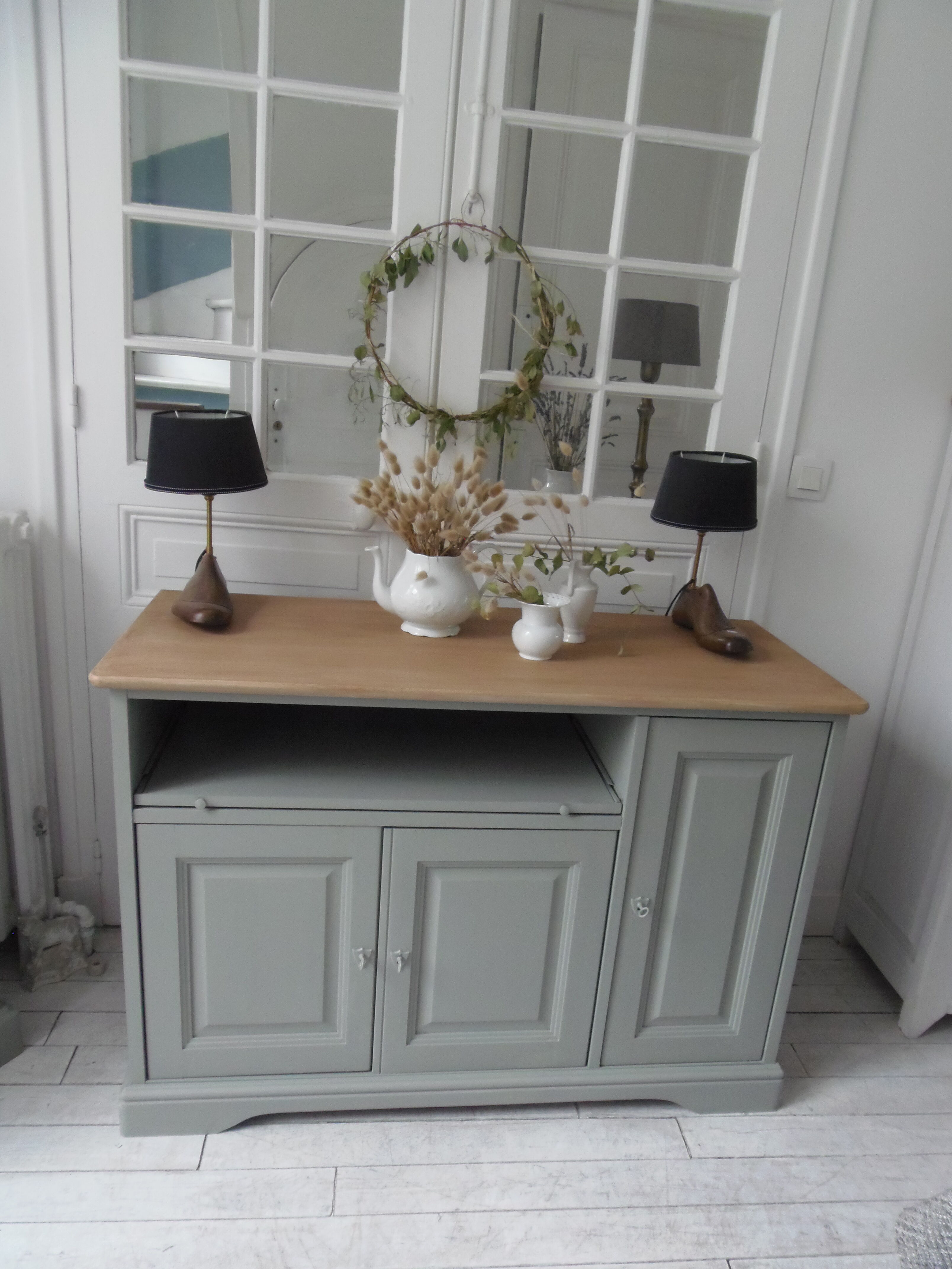Sideboard