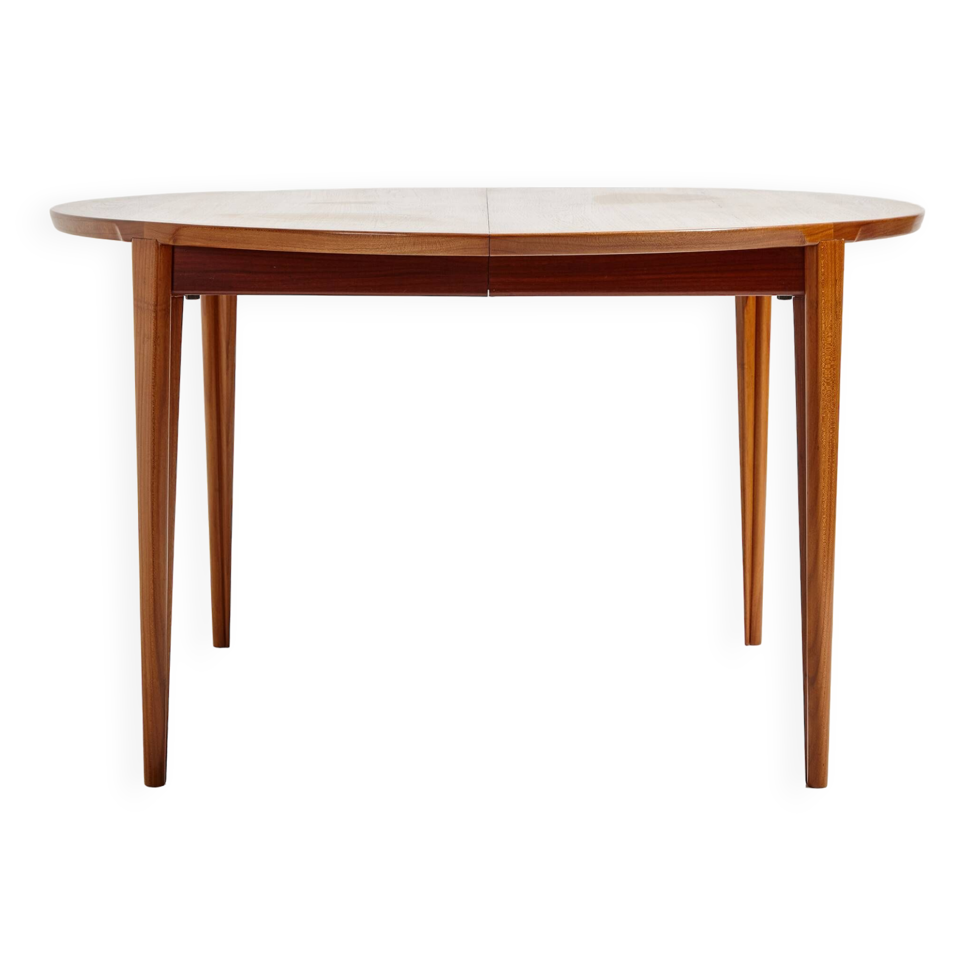 Restored teak dining table by henry rosengren hansen for brande møbelindustri mk9477