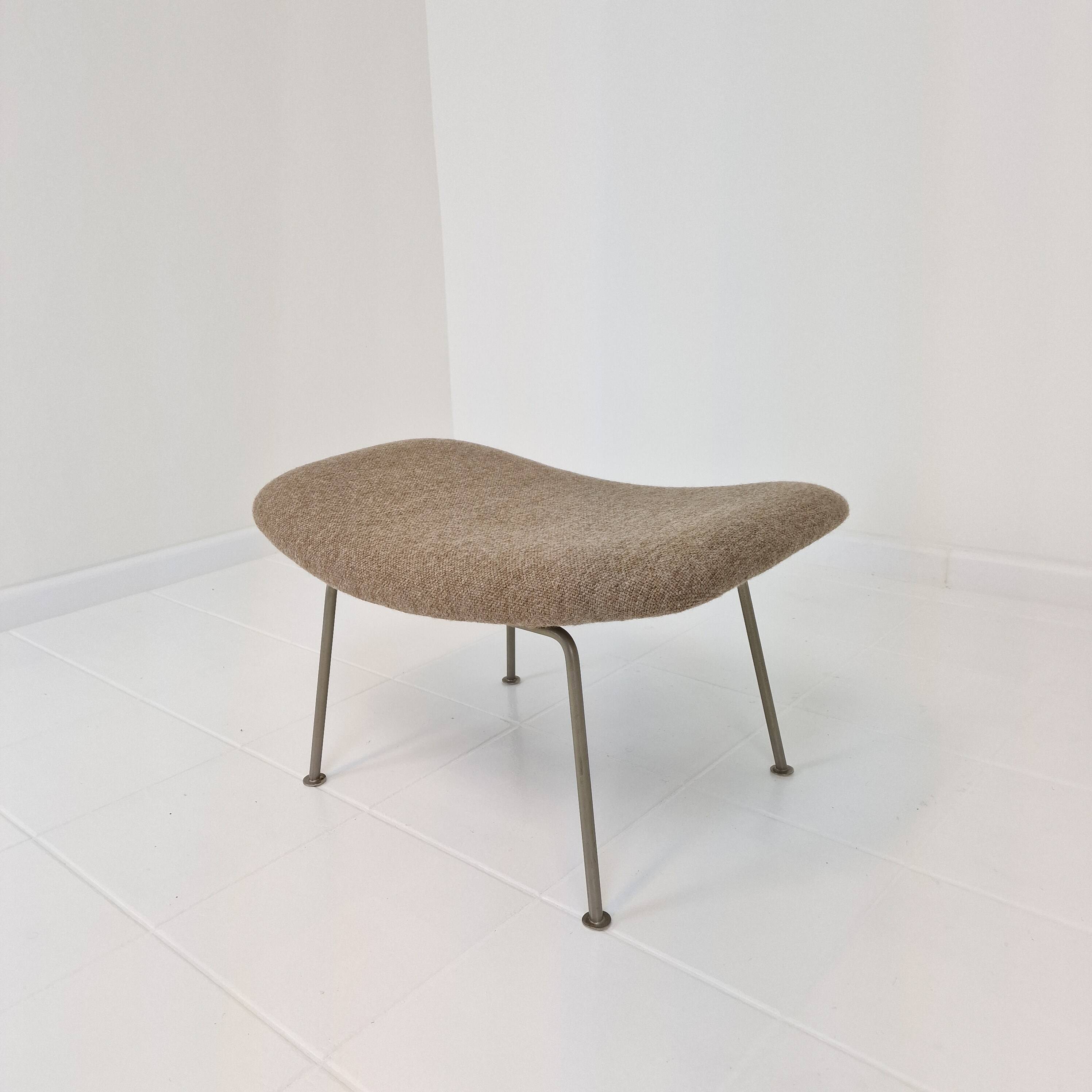 Oyster Chair with Ottoman by Pierre Paulin for Artifort, 1960s