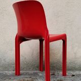 Chaise de Vico Magistretti pour Artemide design italien 1960
