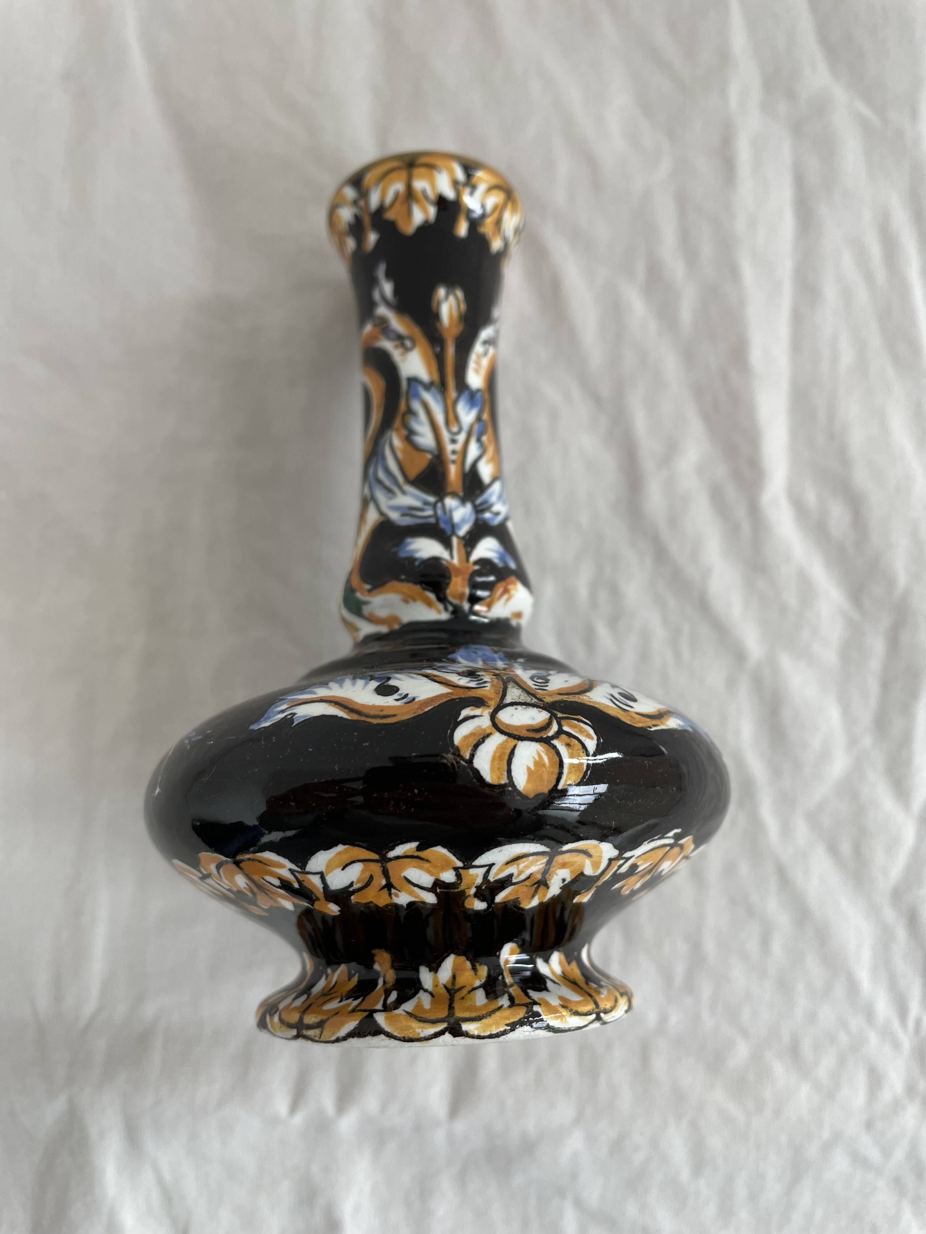 Vase faïence Gien, décor Renaissance italienne, décor Italien Thibault