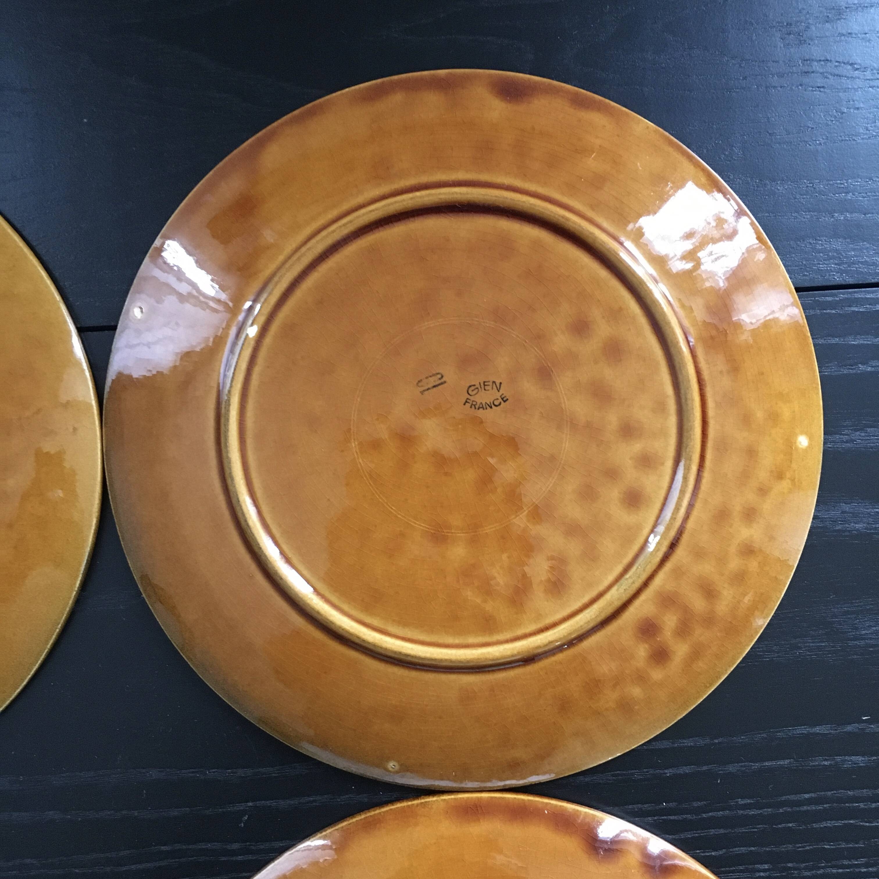 Set of 4 Gien plates