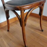 Set of 4 wooden bistro chairs
