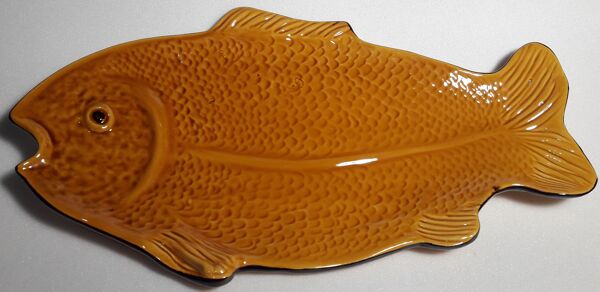 Plat zoomorphe poisson Poet Laval