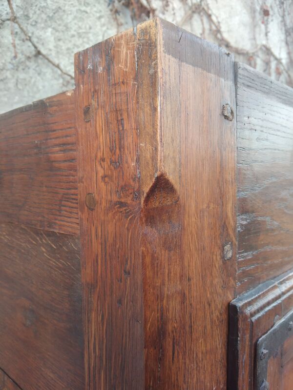 Armoire auvergnate 18eme siècle