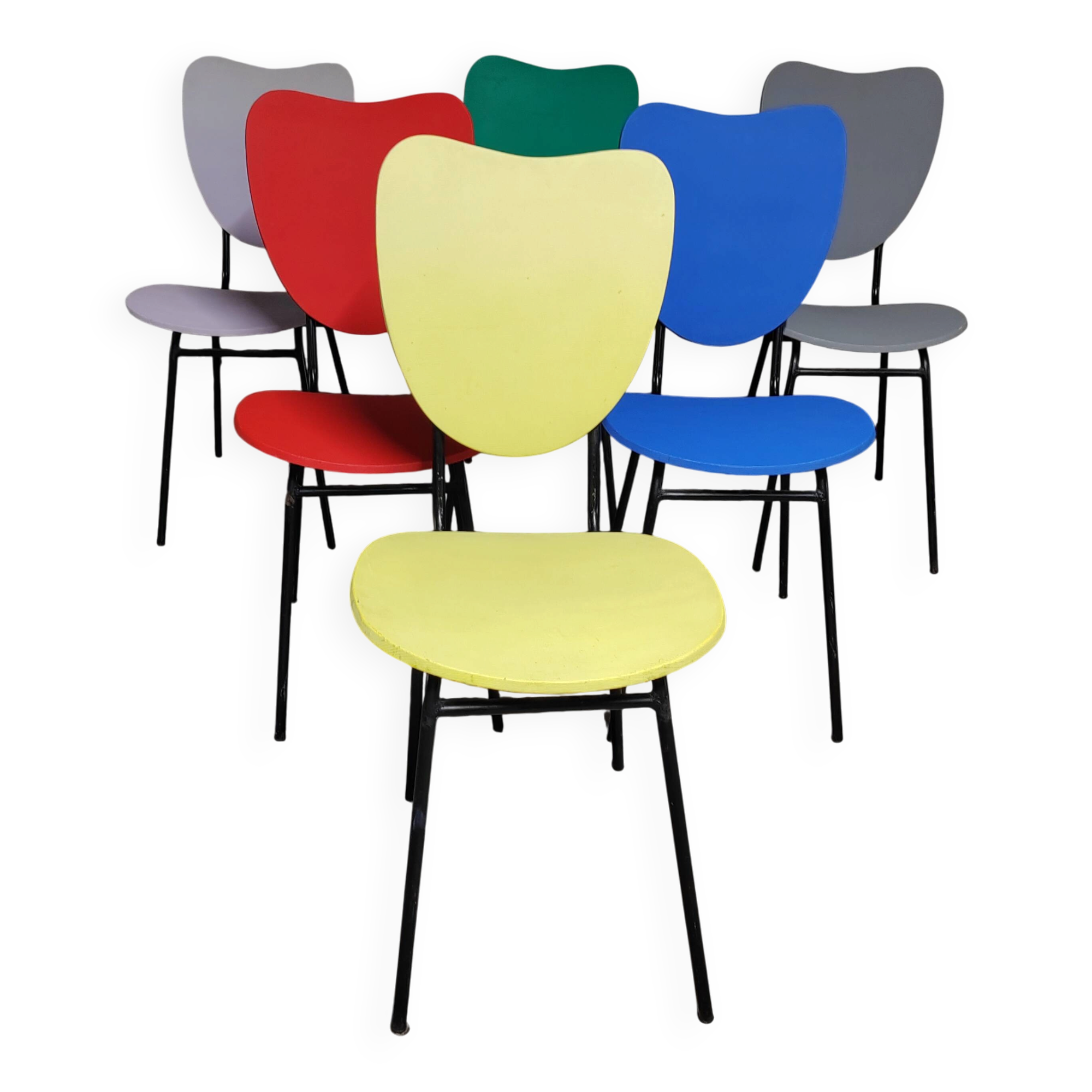 6 coloured vintage chairs