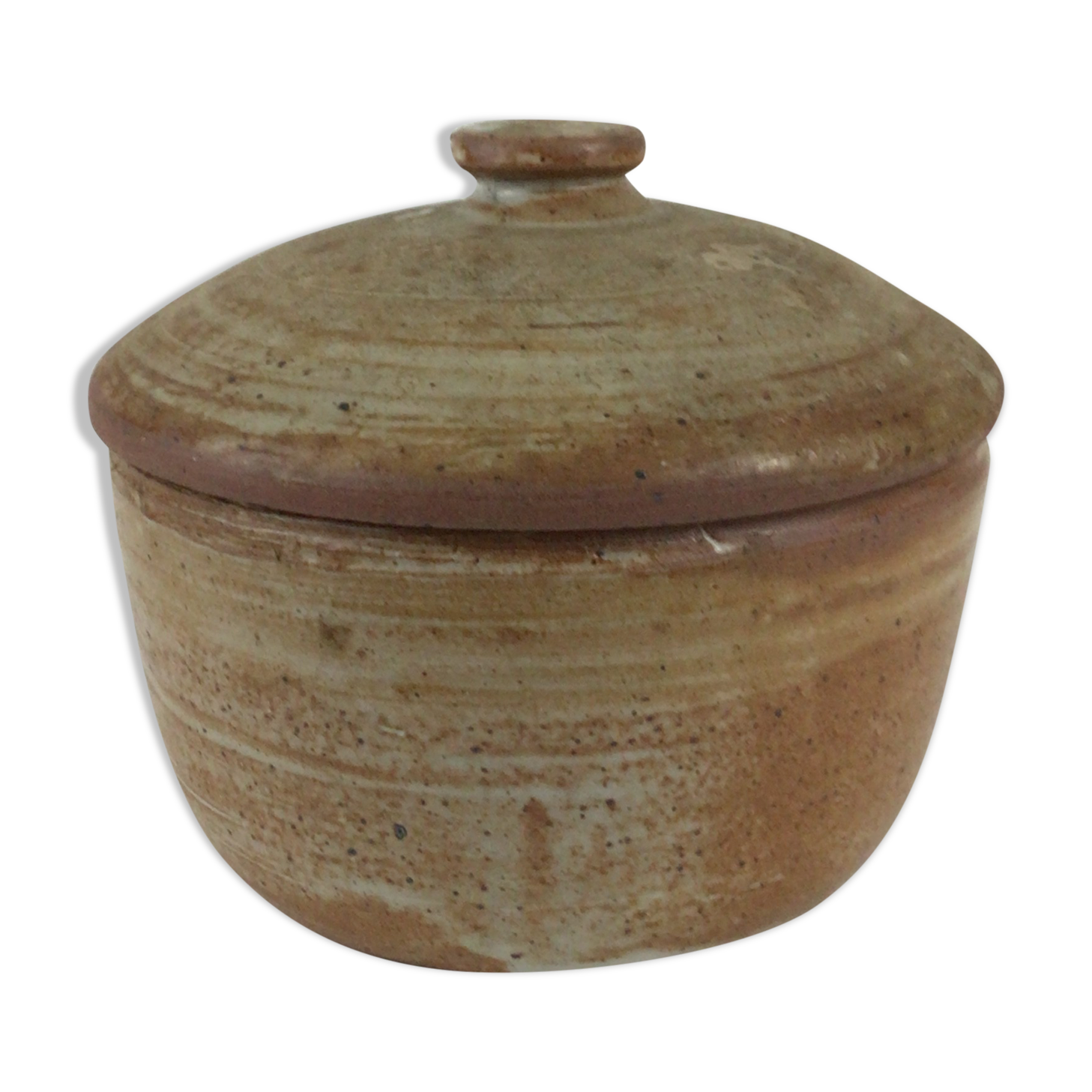 Sandstone salt box / pot of puisaye pierre lion