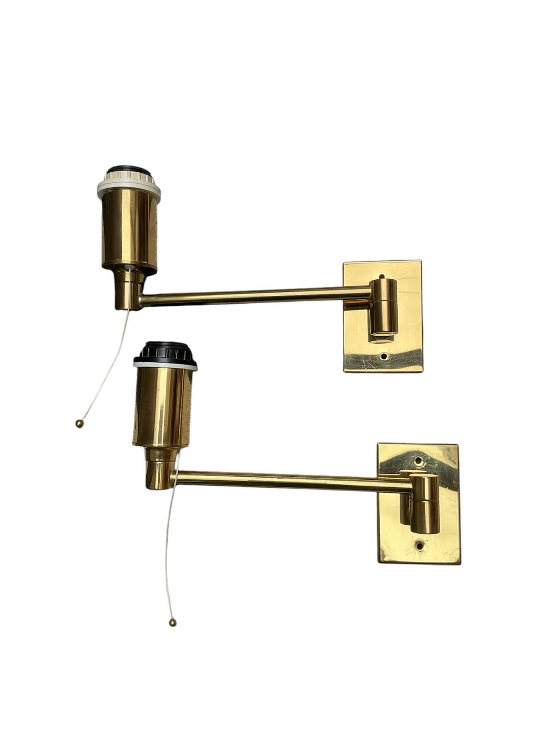 Articulated wall lights