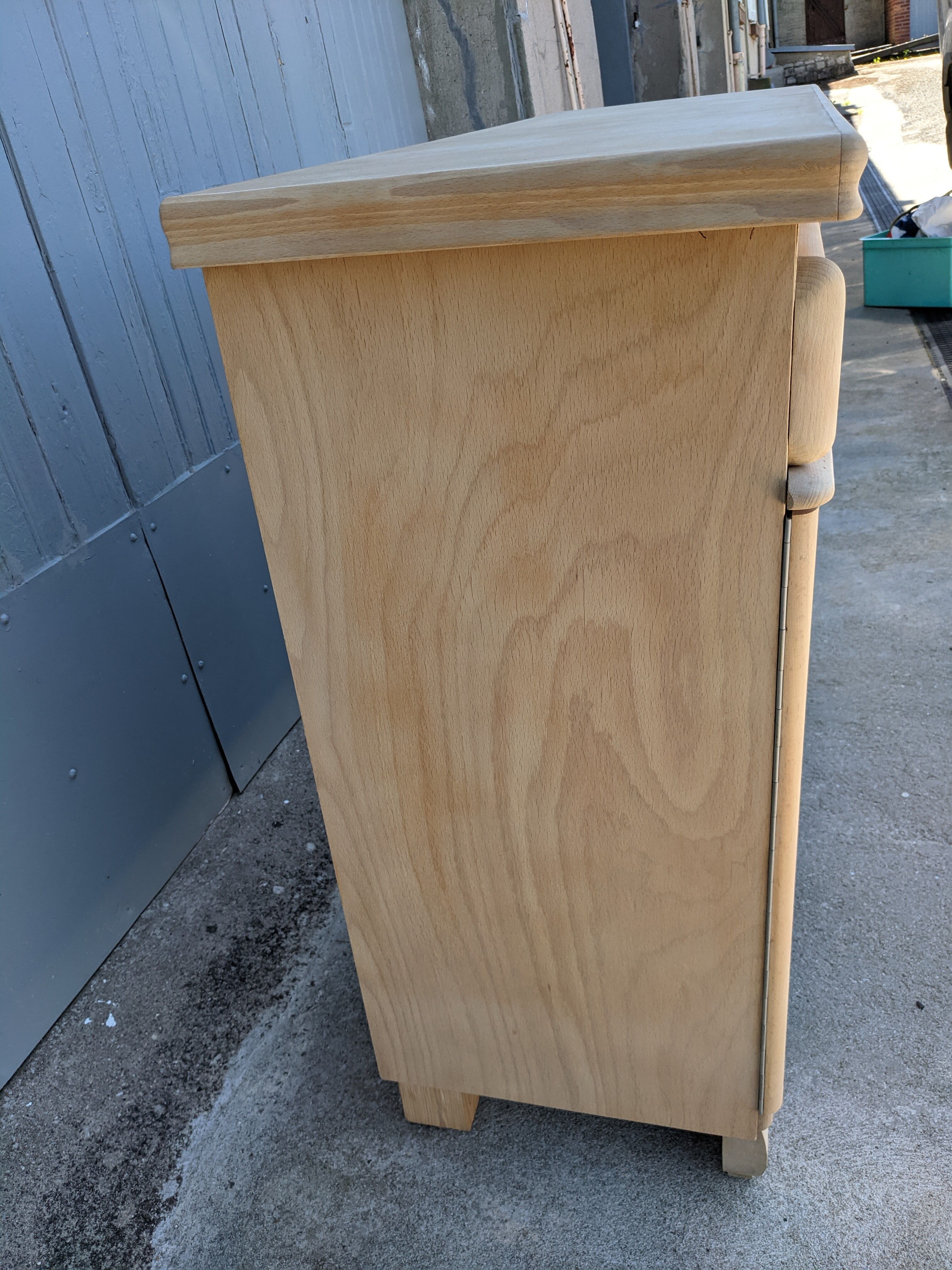 Raw chest of drawers