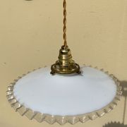 Vintage suspension in opaline glass shape pleated handkerchief Diameter 24 cm brass claw