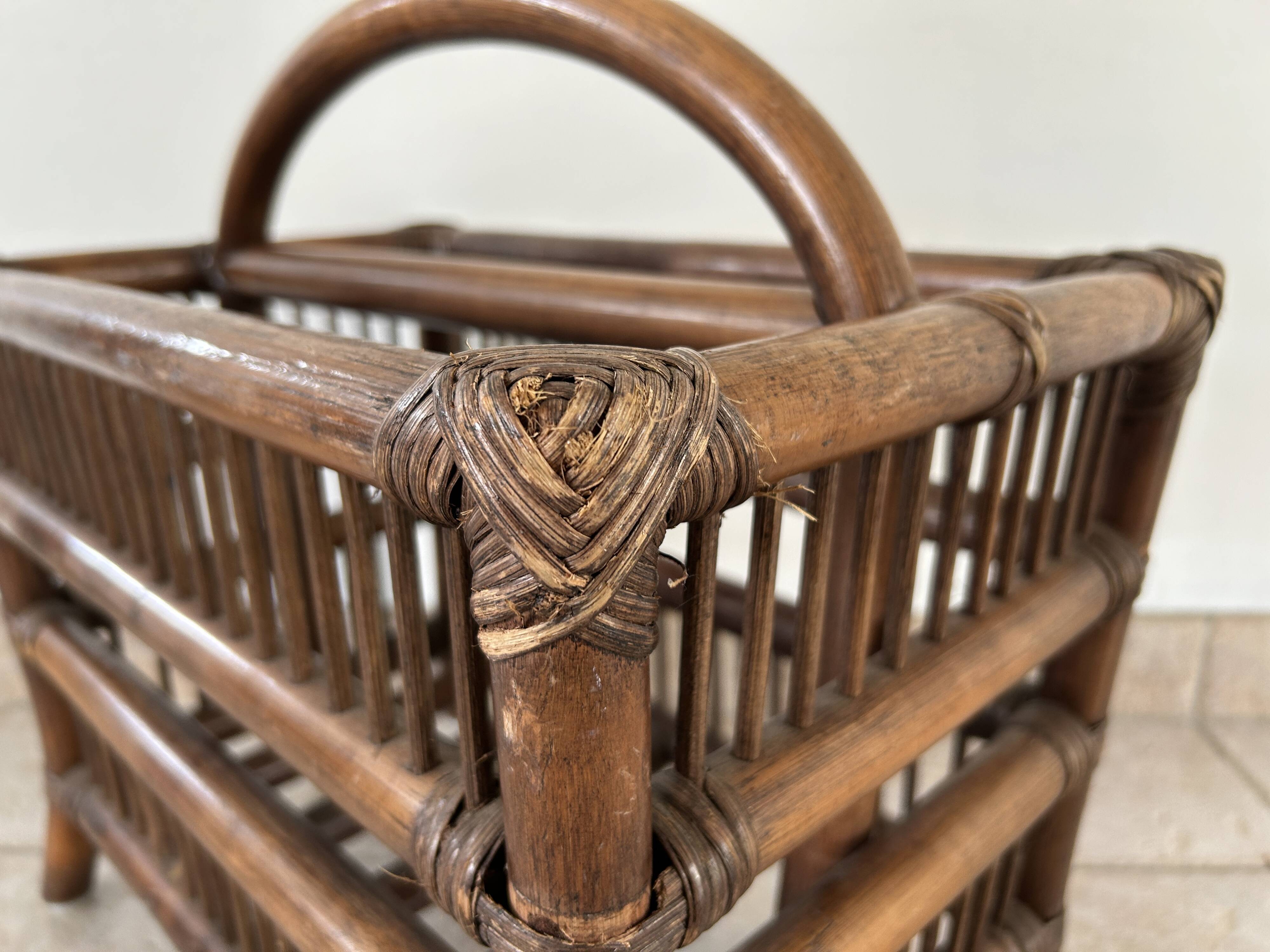 Rattan and wood magazine rack - VINTAGE (1970)