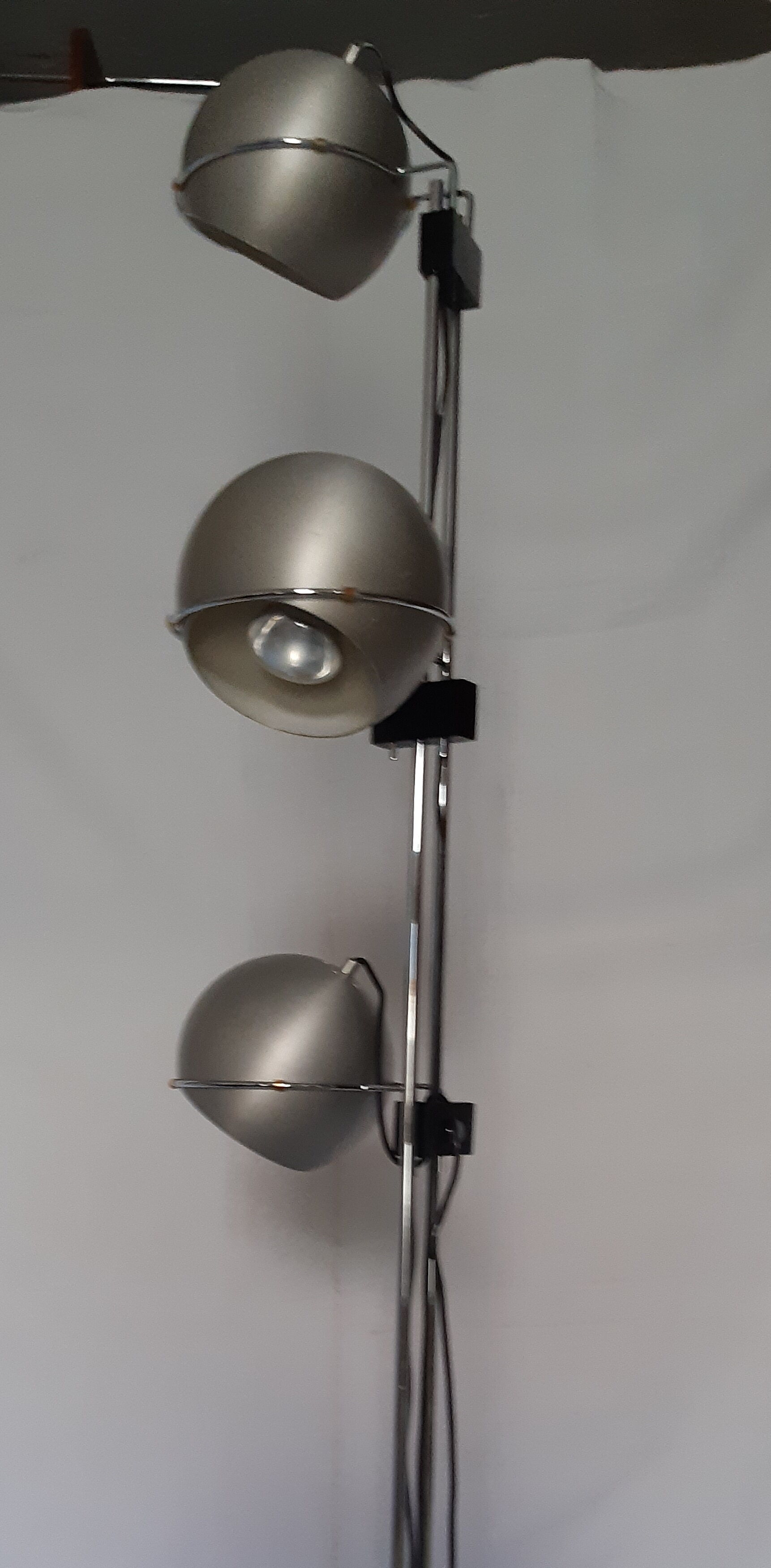 Floor lamp 3 globes "eyes-ball" by Goffredo Reggiani, 70s