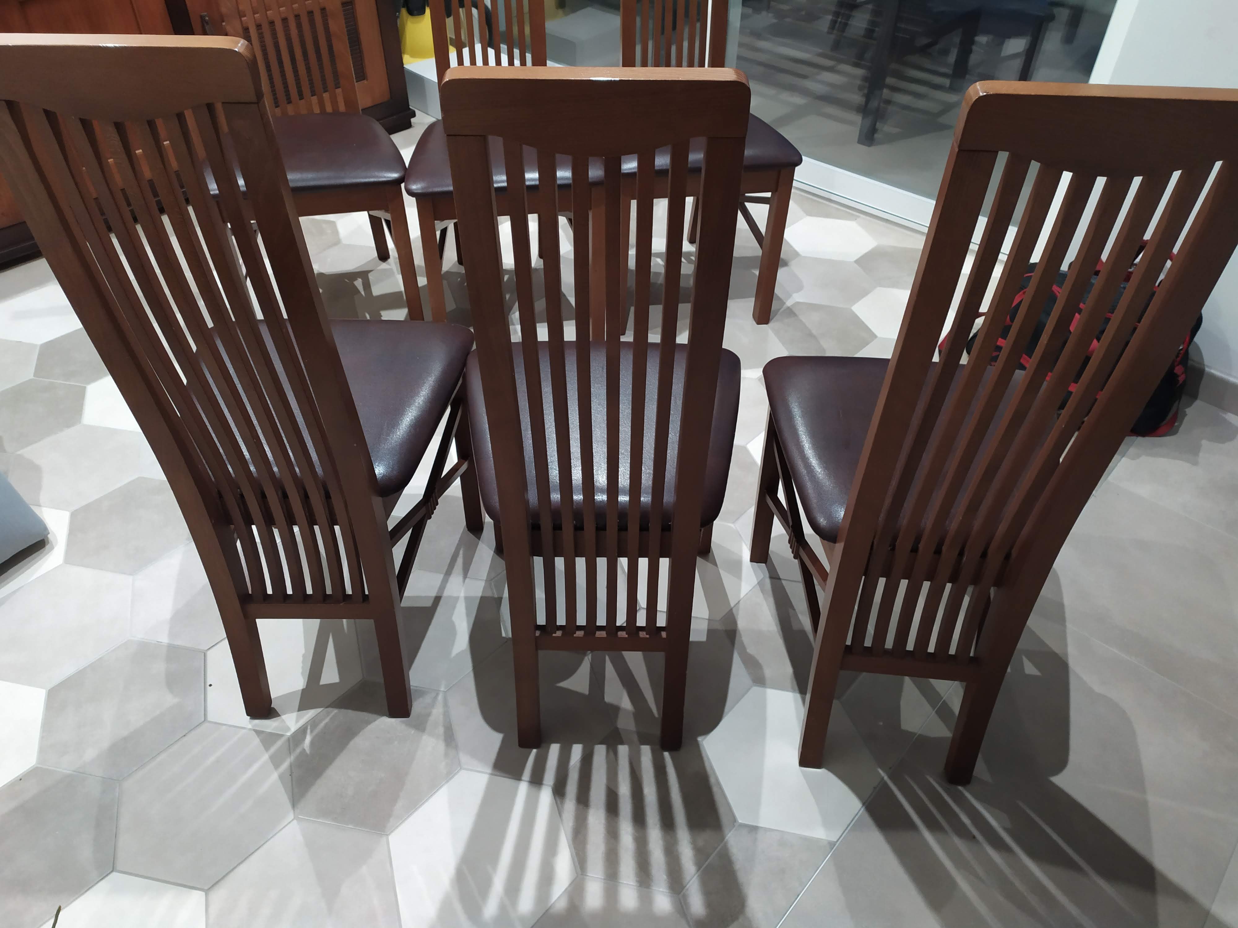 Table et chaises