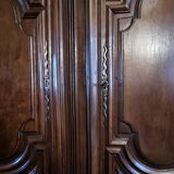 Armoire ancienne chêne massif entièrement chevillée très bon état