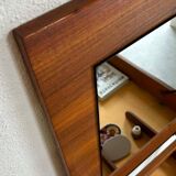 Bureau vintage avec coiffeuse