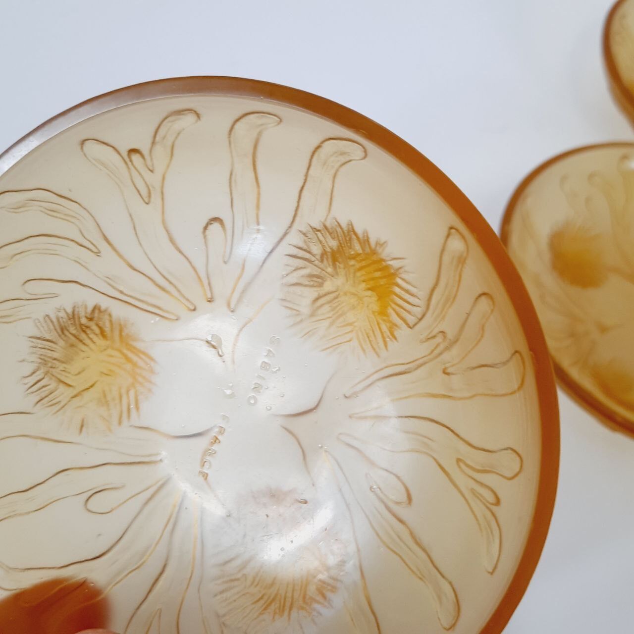 Centerpiece with 12 cups, opalescent glass, Sabino France 1930