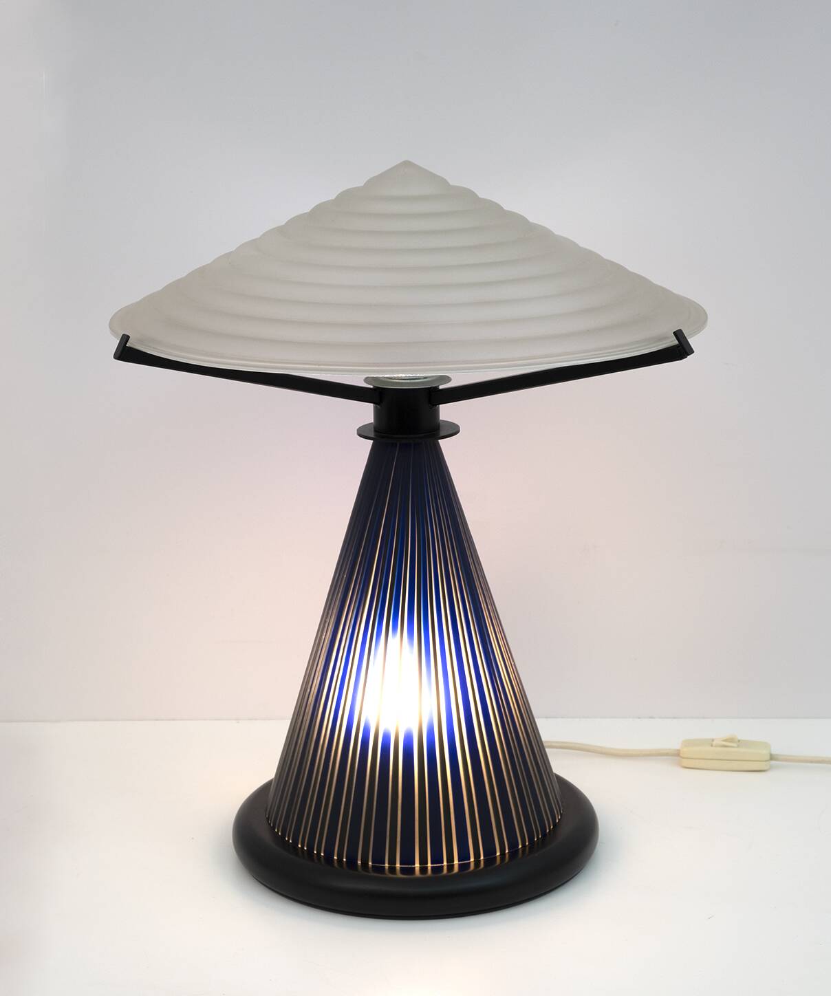 Pair of Post Modern Italian Murano Glass Mushroom Table Lamps, 1980s