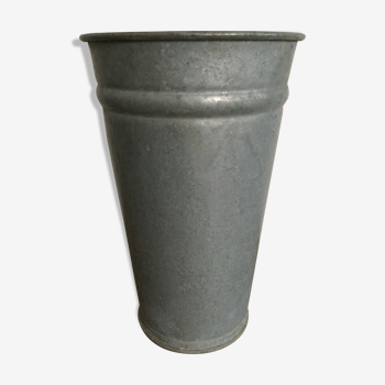 Florist zinc pot