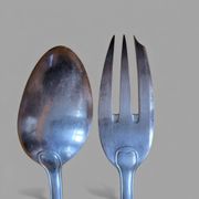 Silver-plated metal serving cutlery