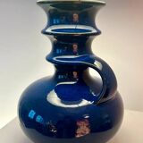 Vase en céramique ouest-allemande recyclé en lampe de table avec abat-jour japonais.