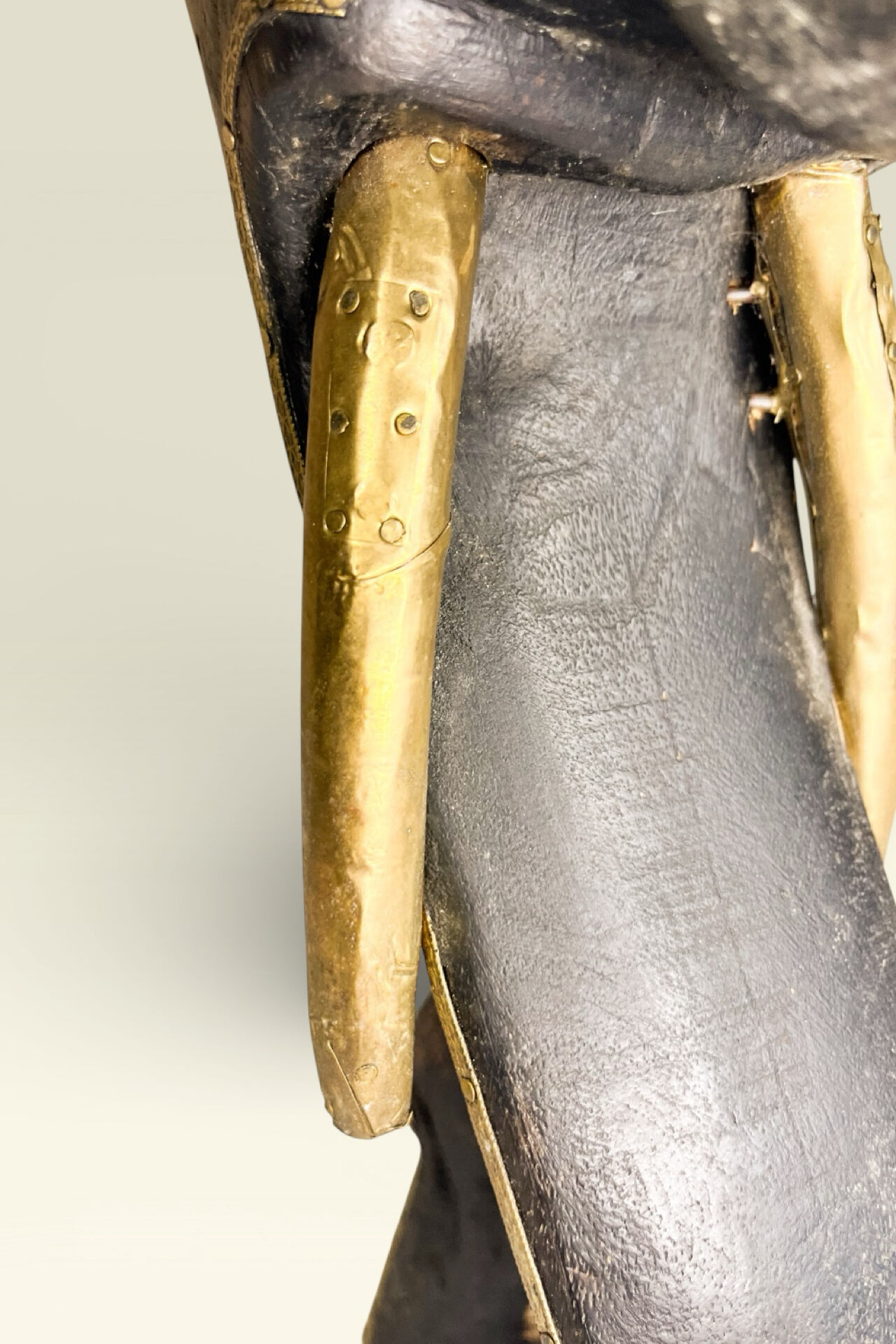 Elephant Head Shelf Hand-Carved & Brass – Indian Folk Art