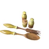 7 pieces ceramic and natural wood 70s